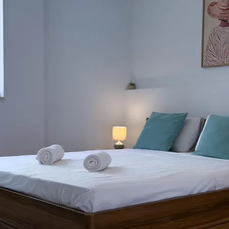 Dan's Duplex By Eldi Appartamento Sliema
